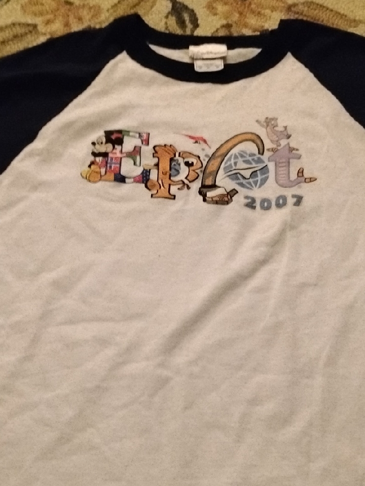 Disney White & Black Raglan Tee With Colorful 'Epcot 2007' Graphic